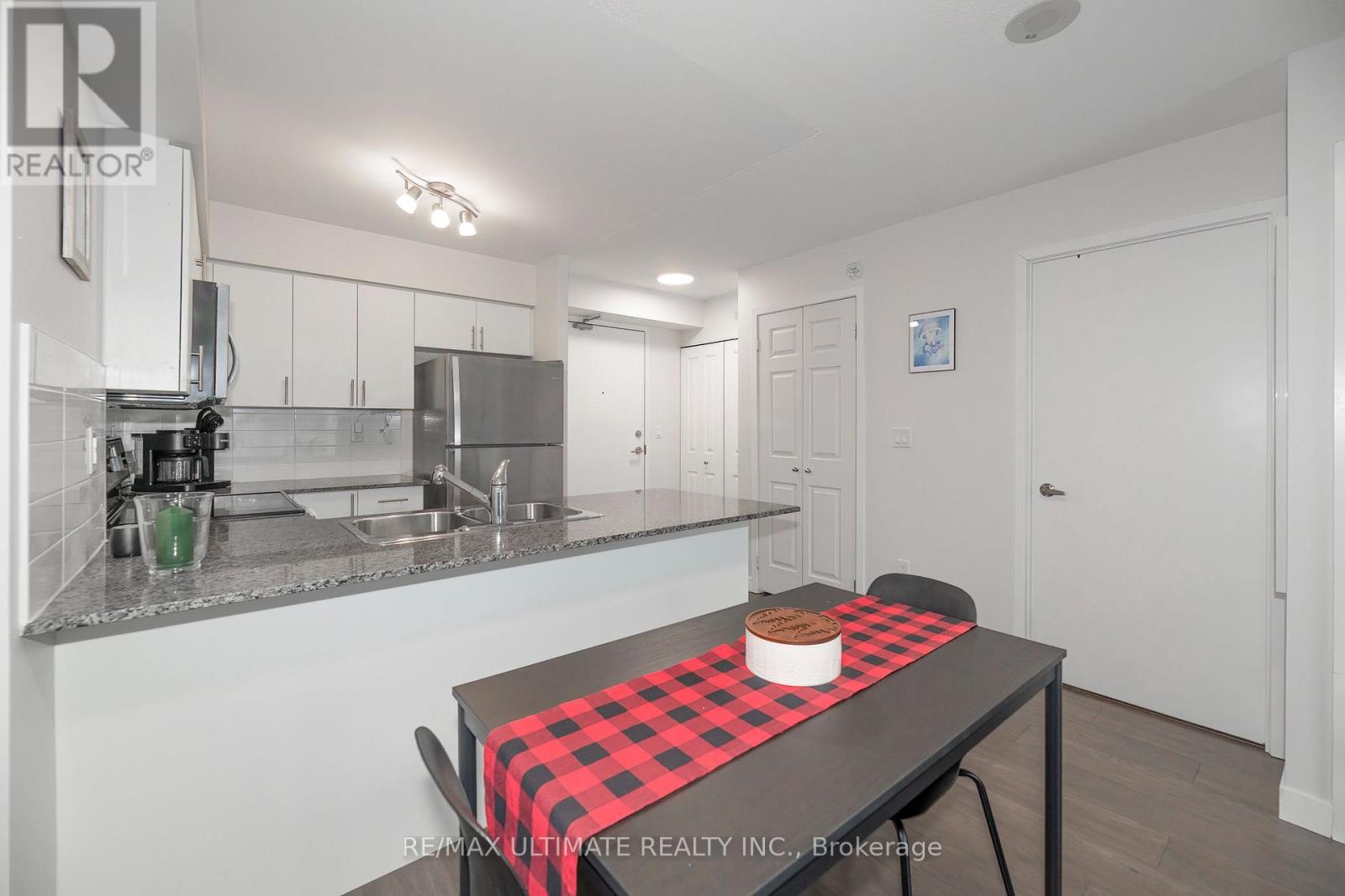 2308 - 1410 Dupont Street, Toronto, Ontario  M6H 2B1 - Photo 20 - W12707602