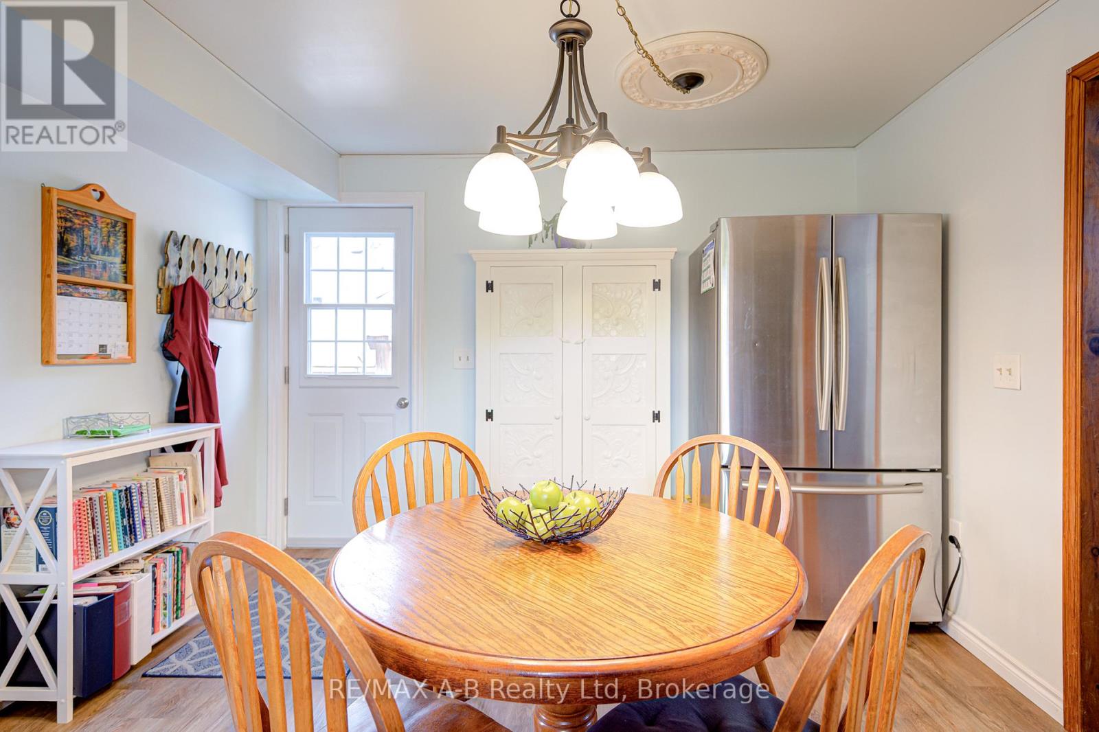 36 Huron Street, Huron East, Ontario  N0K 1W0 - Photo 19 - X12382696