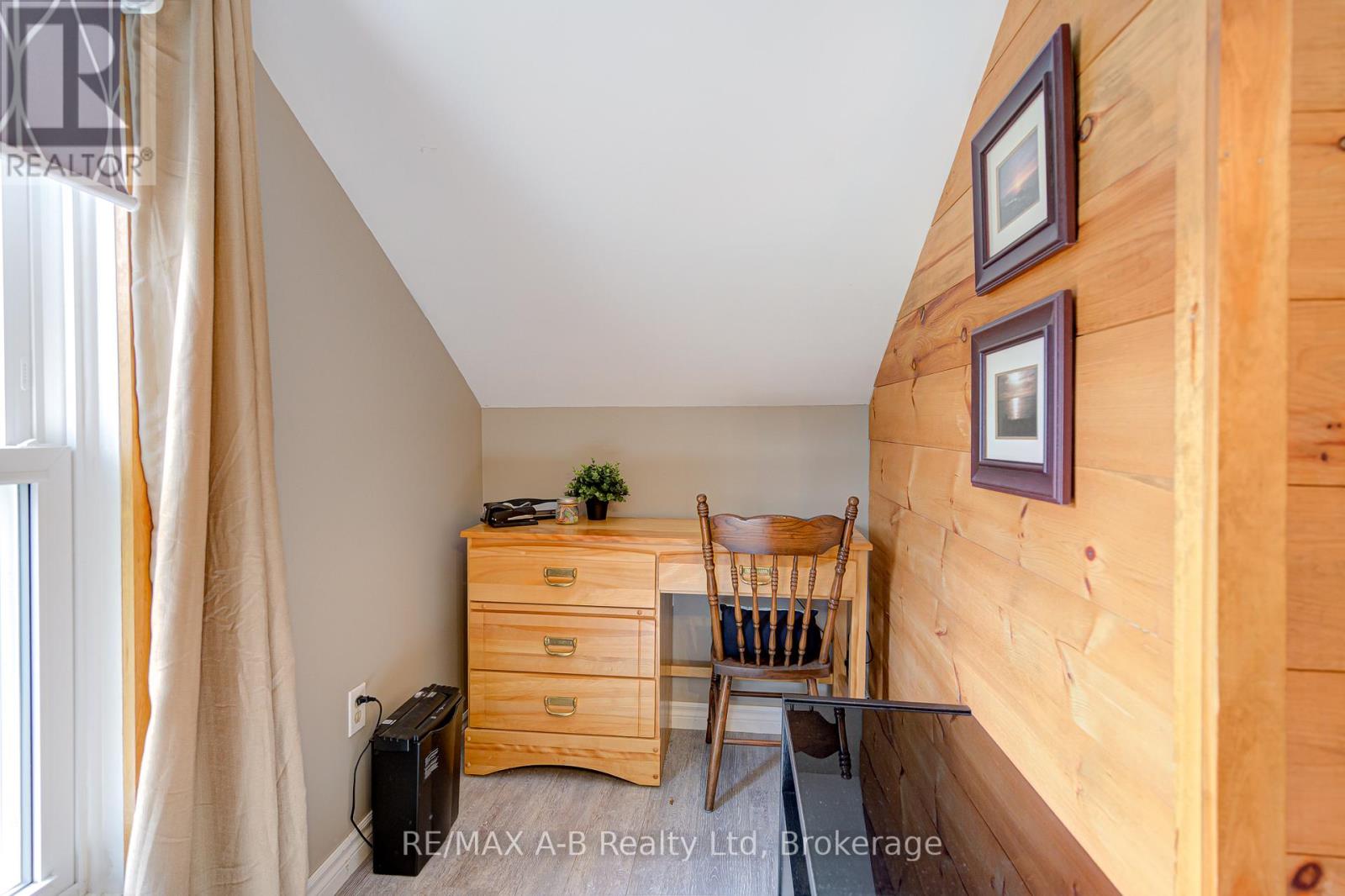 36 Huron Street, Huron East, Ontario  N0K 1W0 - Photo 33 - X12382696