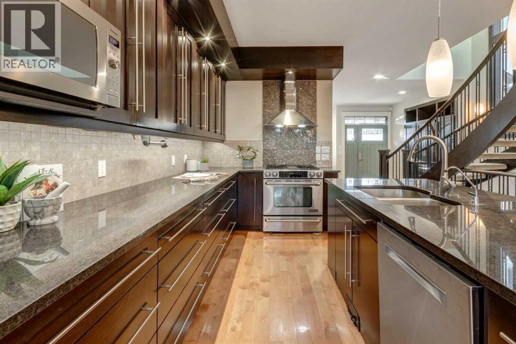 2046 49 Avenue Sw, Calgary, Alberta  T2T 2V4 - Photo 8 - A2265090