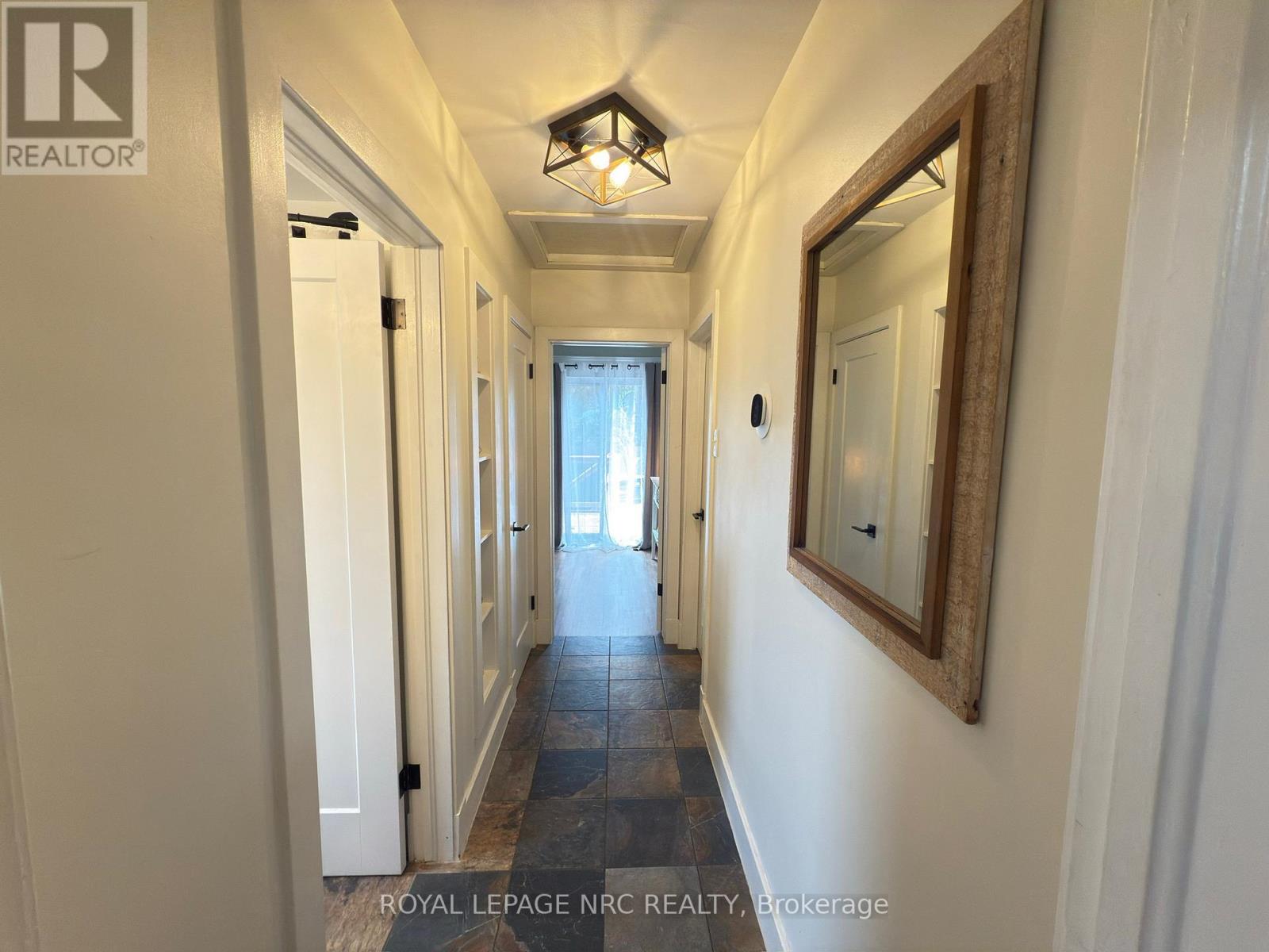 190 Carlton Street, St. Catharines, Ontario  L2R 1S4 - Photo 15 - X12574456