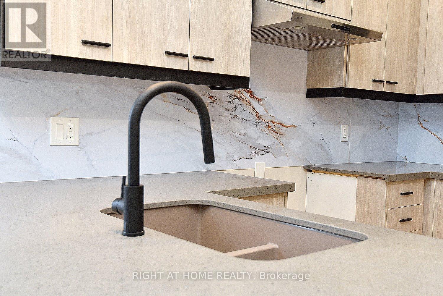 5 Cozy Street, Welland, Ontario  L3B 4H1 - Photo 10 - X12707616