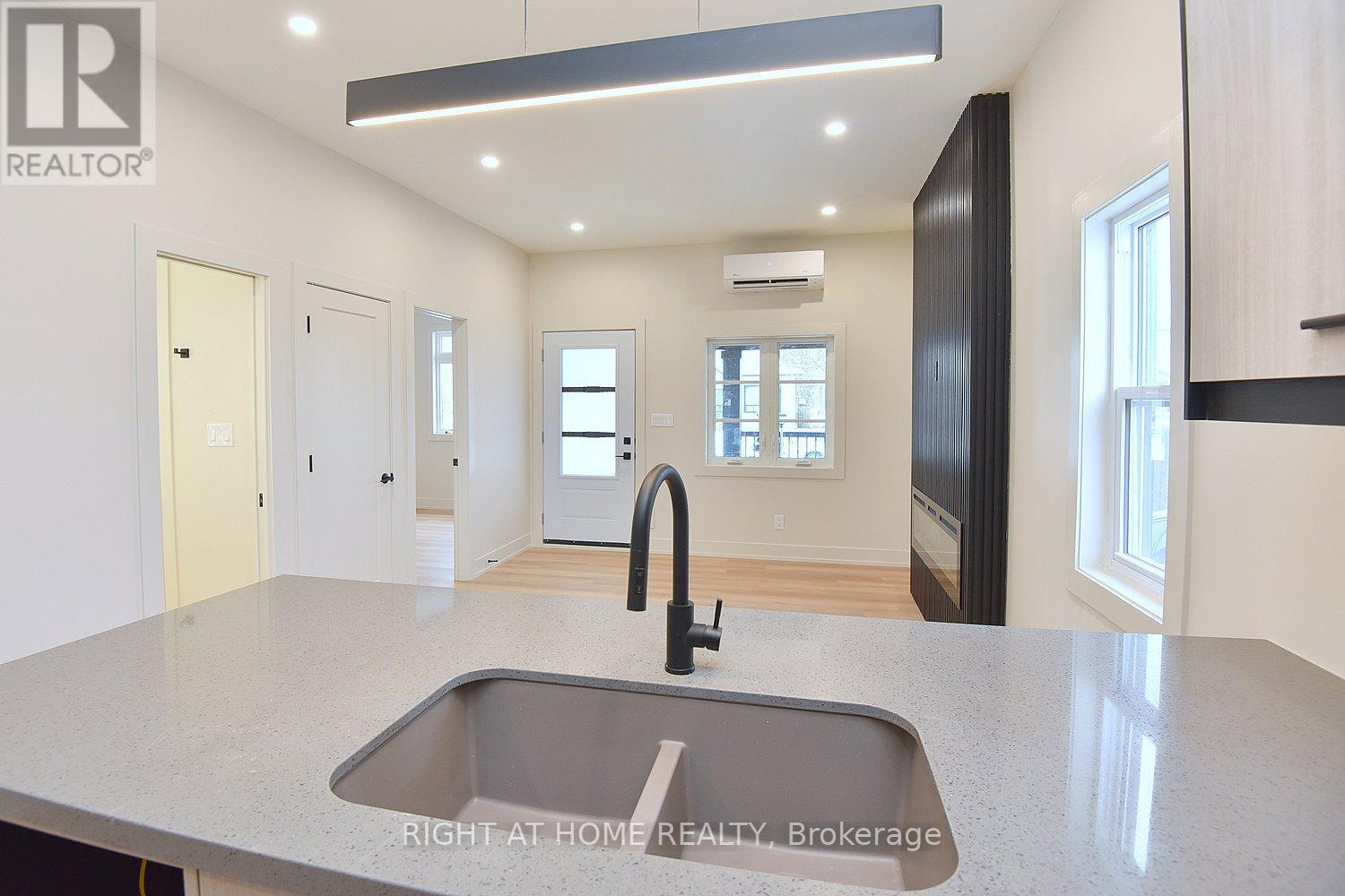 5 Cozy Street, Welland, Ontario  L3B 4H1 - Photo 13 - X12707616