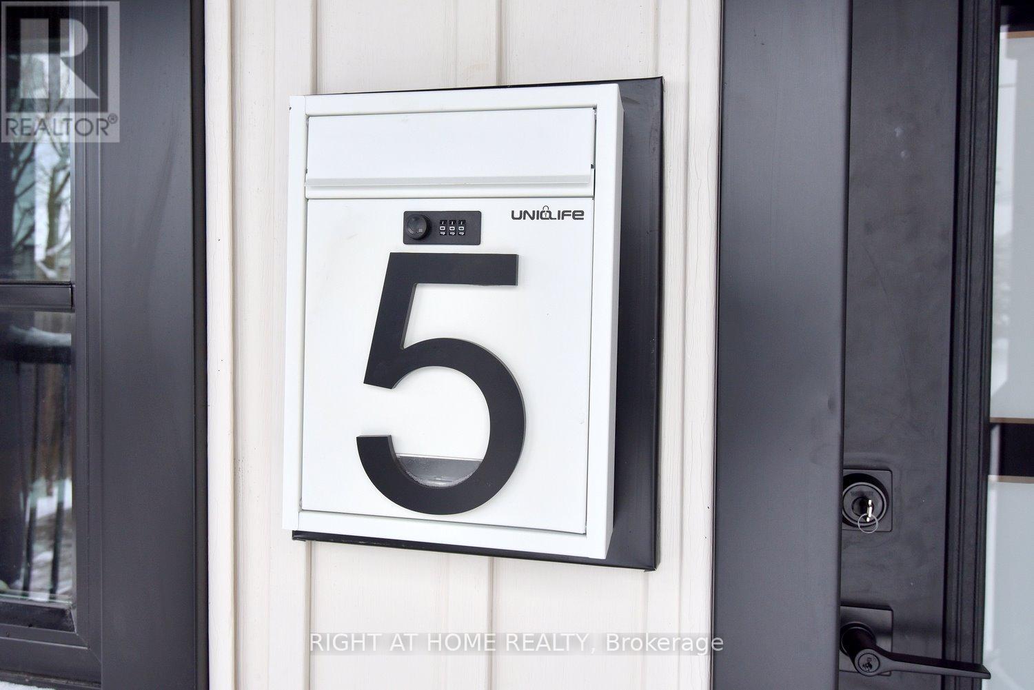 5 Cozy Street, Welland, Ontario  L3B 4H1 - Photo 4 - X12707616