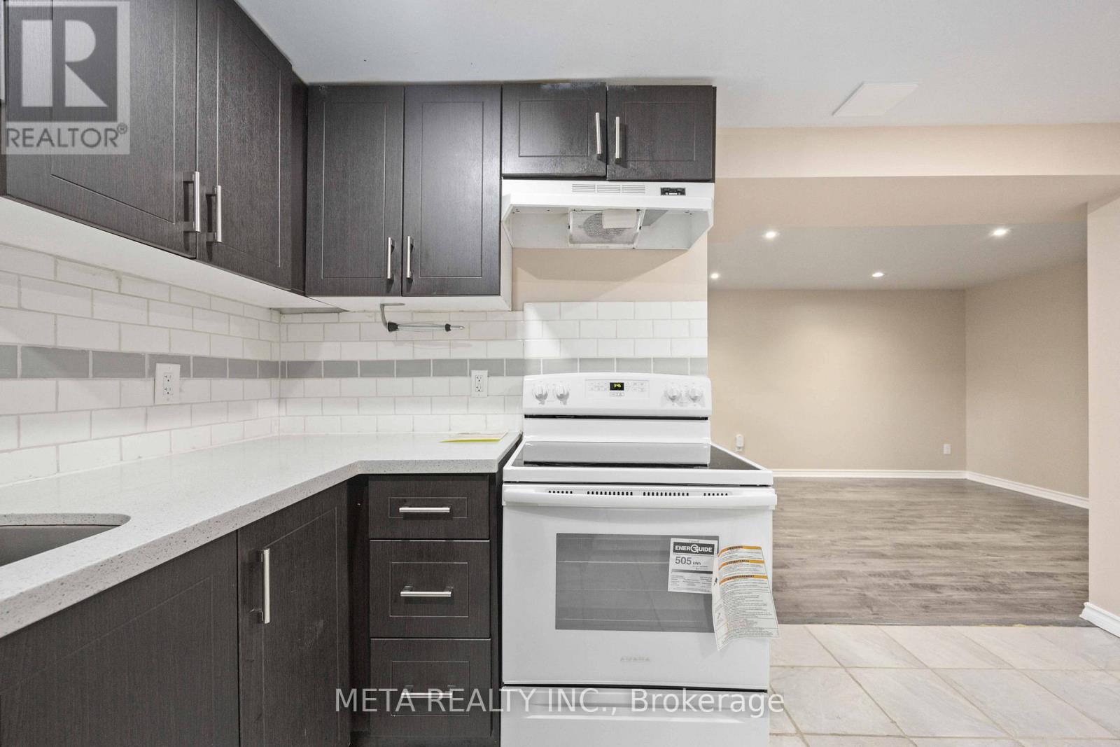 (Bsmt) - 220 Bassett Boulevard, Whitby, Ontario  L1R 1G3 - Photo 19 - E12707622