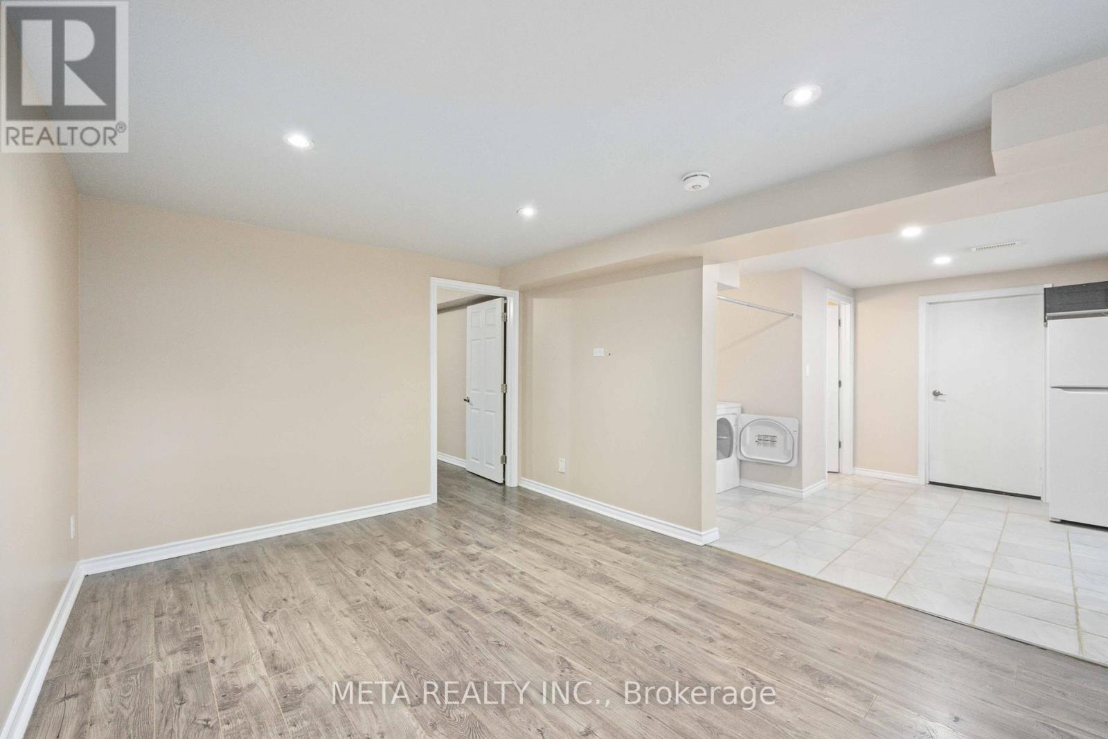 (Bsmt) - 220 Bassett Boulevard, Whitby, Ontario  L1R 1G3 - Photo 7 - E12707622