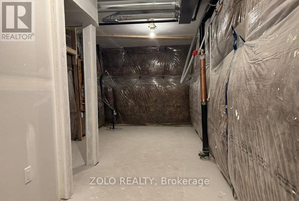 Lower Unit - 77 Suzuki Street, Barrie, Ontario  L9J 0Y7 - Photo 11 - S12707632