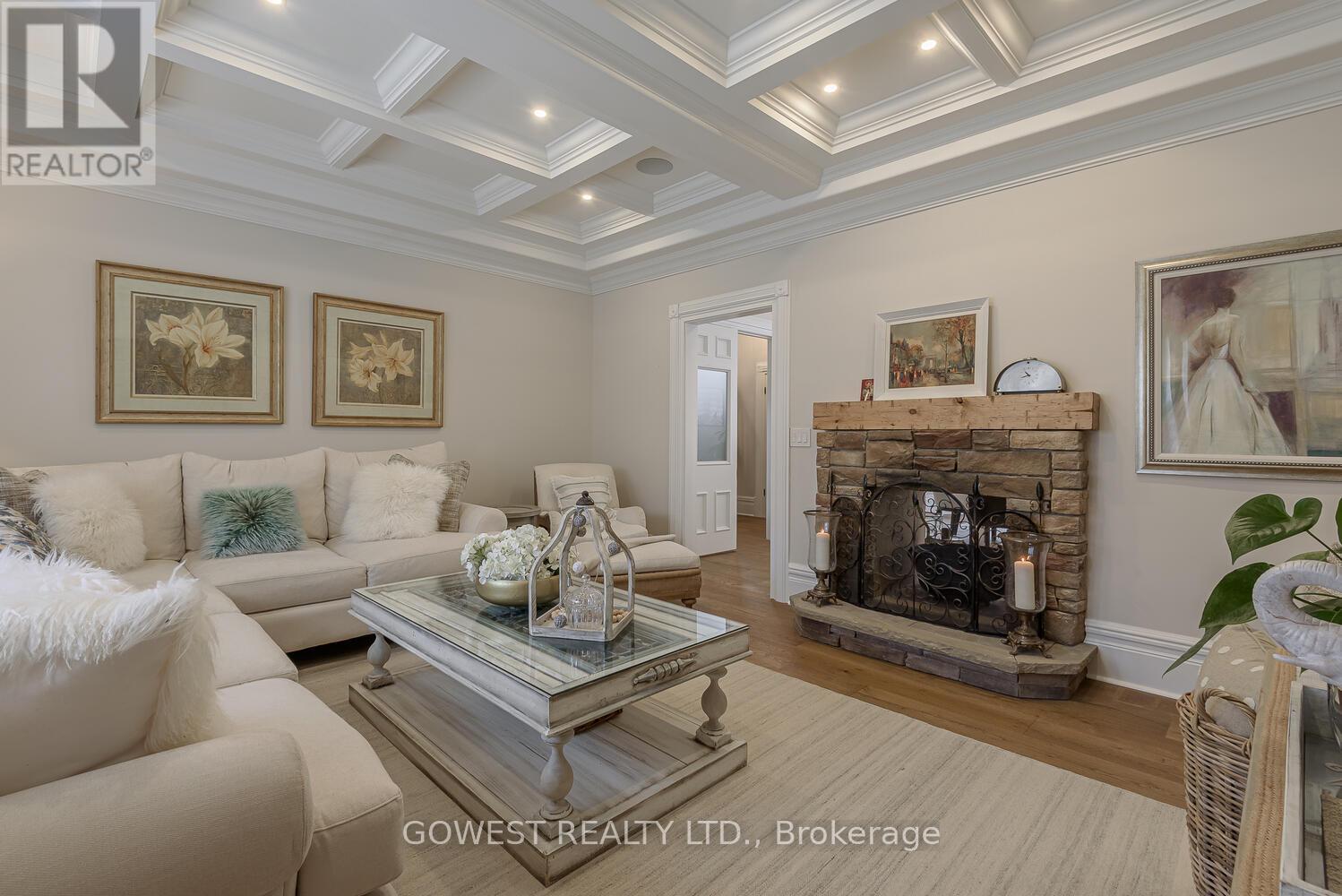 376 Chartwell Road, Oakville, Ontario  L6J 4A3 - Photo 11 - W12707626