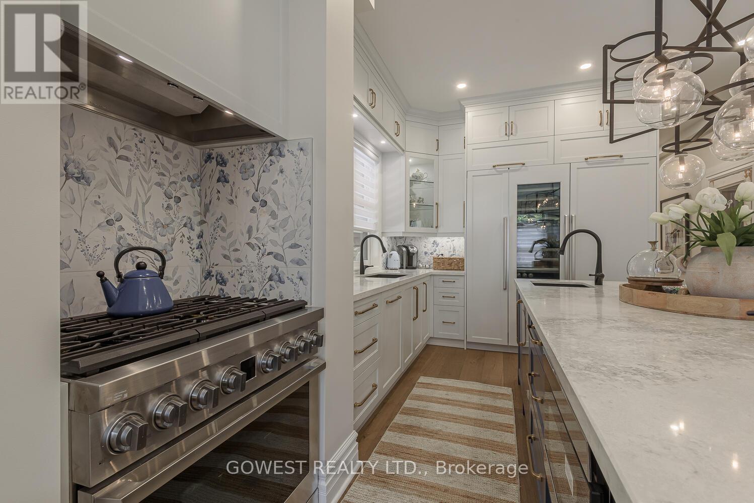 376 Chartwell Road, Oakville, Ontario  L6J 4A3 - Photo 13 - W12707626