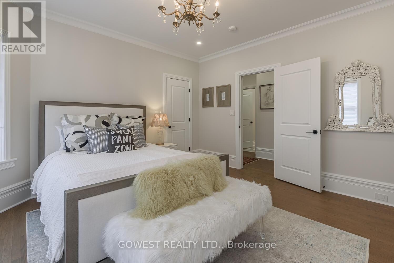 376 Chartwell Road, Oakville, Ontario  L6J 4A3 - Photo 18 - W12707626