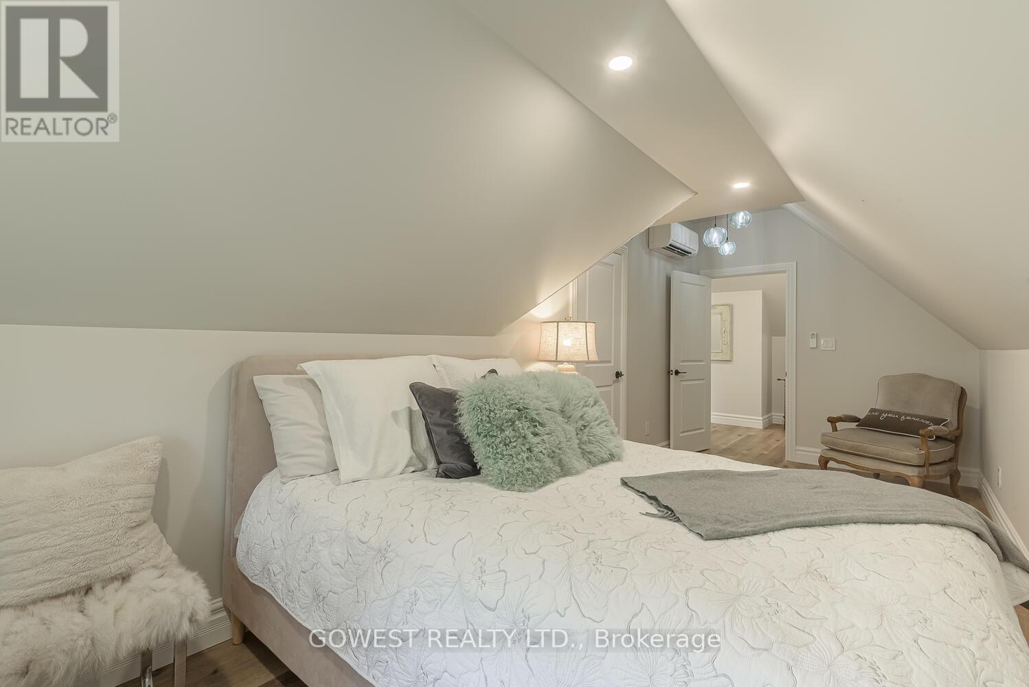 376 Chartwell Road, Oakville, Ontario  L6J 4A3 - Photo 33 - W12707626