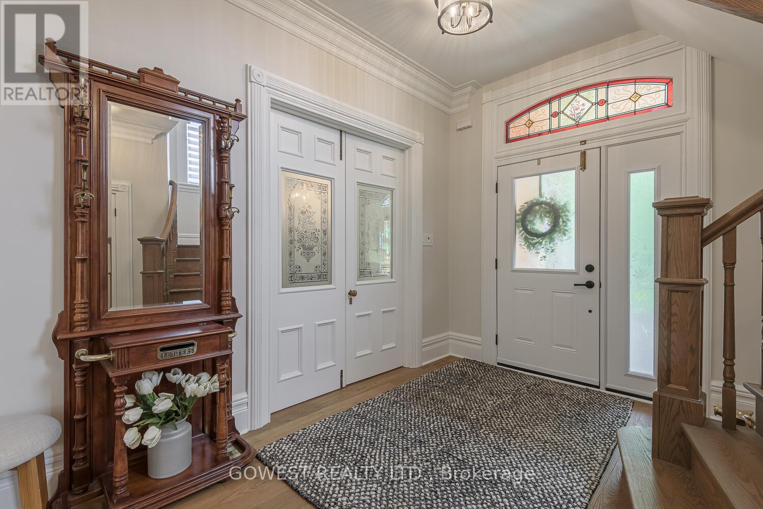 376 Chartwell Road, Oakville, Ontario  L6J 4A3 - Photo 5 - W12707626