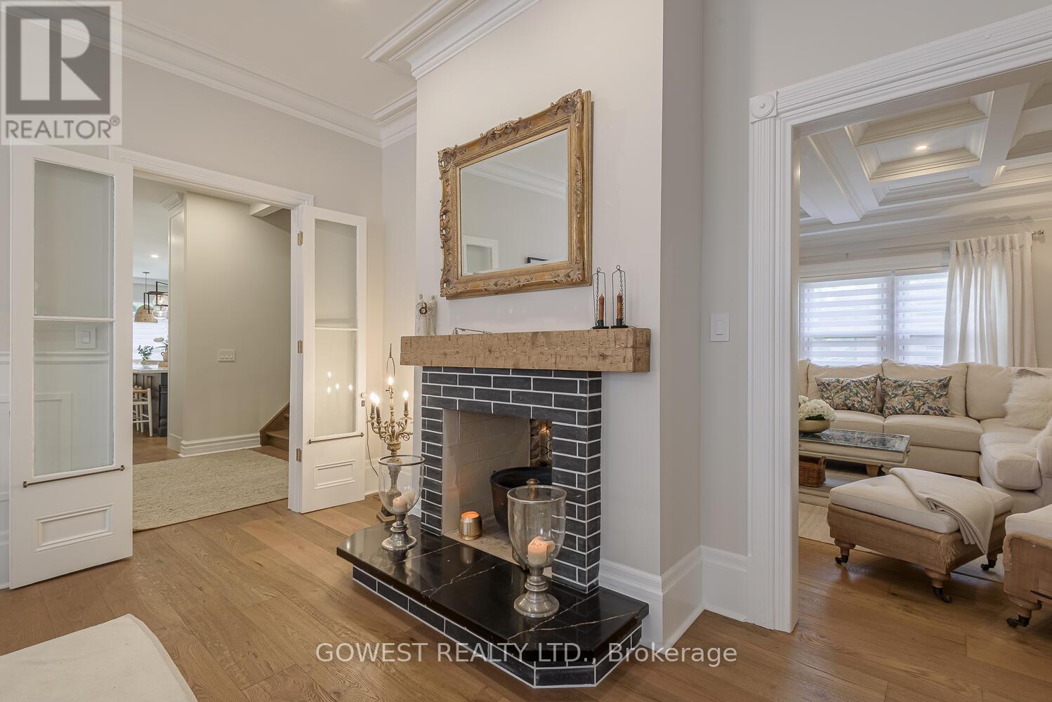 376 Chartwell Road, Oakville, Ontario  L6J 4A3 - Photo 9 - W12707626