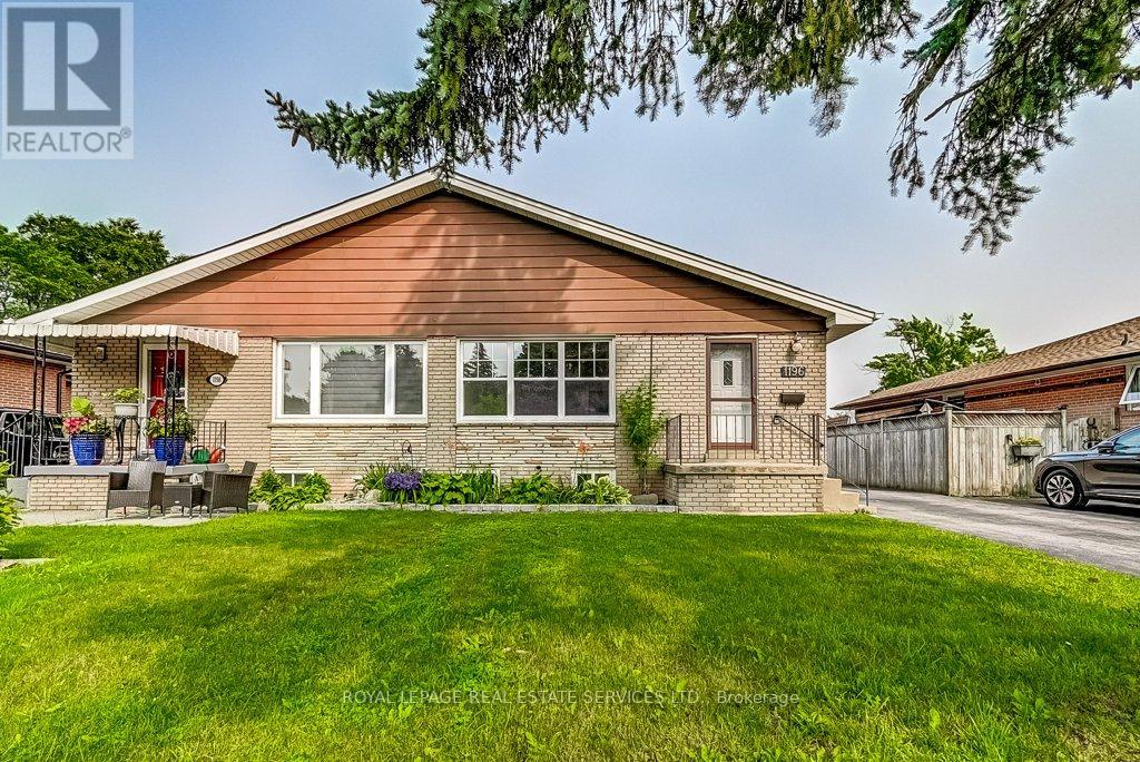 Main Flr - 1196 Grange Road, Oakville, Ontario  L6H 1P7 - Photo 2 - W12707628