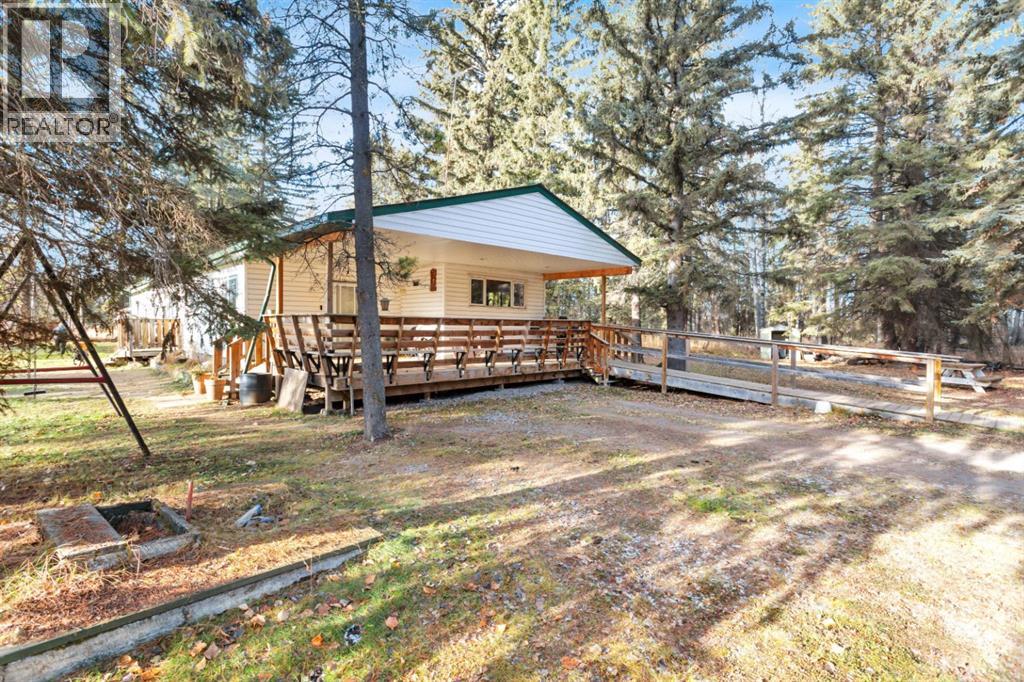 8 Voyageur Drive, Rural Clearwater County, Alberta  T4T 2A2 - Photo 3 - A2271318