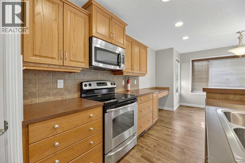 332 Sagewood Landing Sw, Airdrie, Alberta  T4B 3N6 - Photo 5 - A2276420