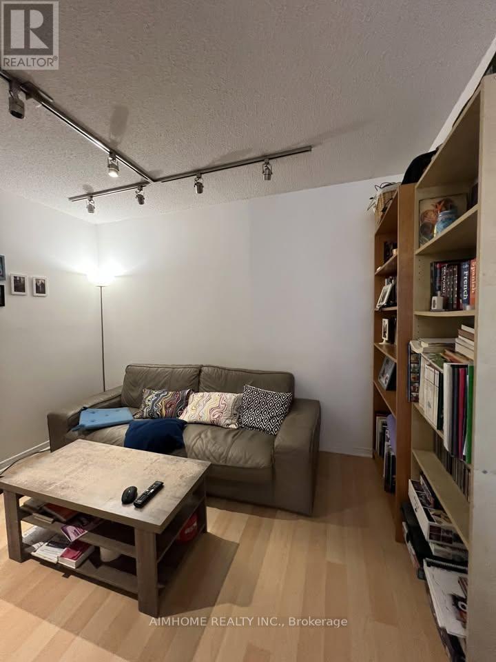 310 - 7 Bishop Avenue, Toronto, Ontario  M2M 4J4 - Photo 11 - C12675872