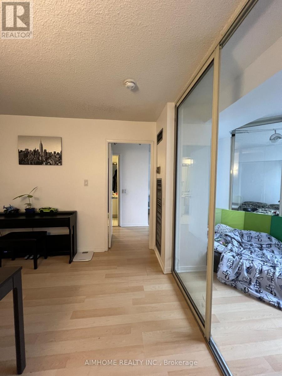 310 - 7 Bishop Avenue, Toronto, Ontario  M2M 4J4 - Photo 18 - C12675872