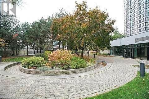 310 - 7 Bishop Avenue, Toronto, Ontario  M2M 4J4 - Photo 6 - C12675872