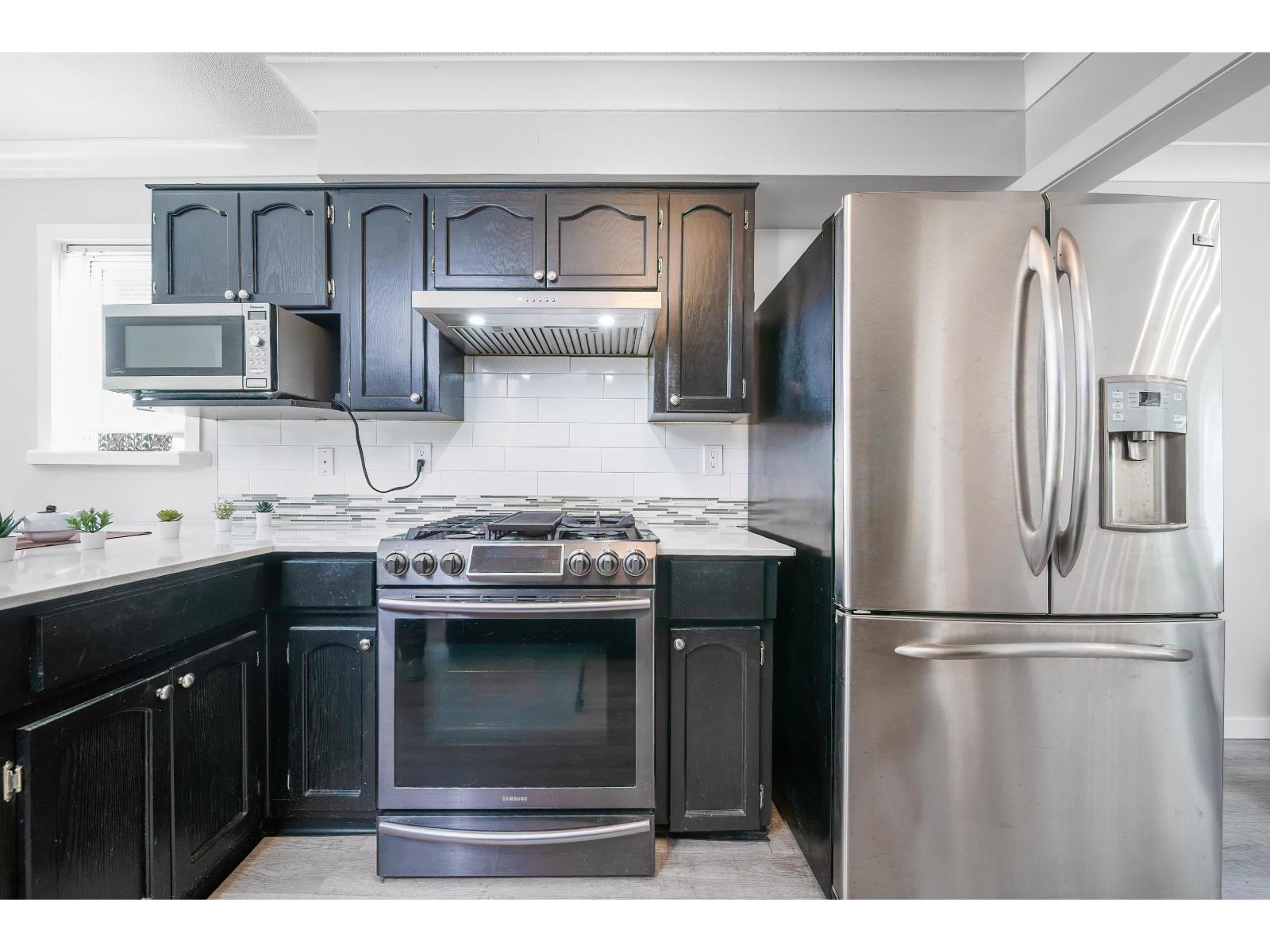 2116 Winston Court, Langley, British Columbia  V2Y 1H5 - Photo 4 - R3068750