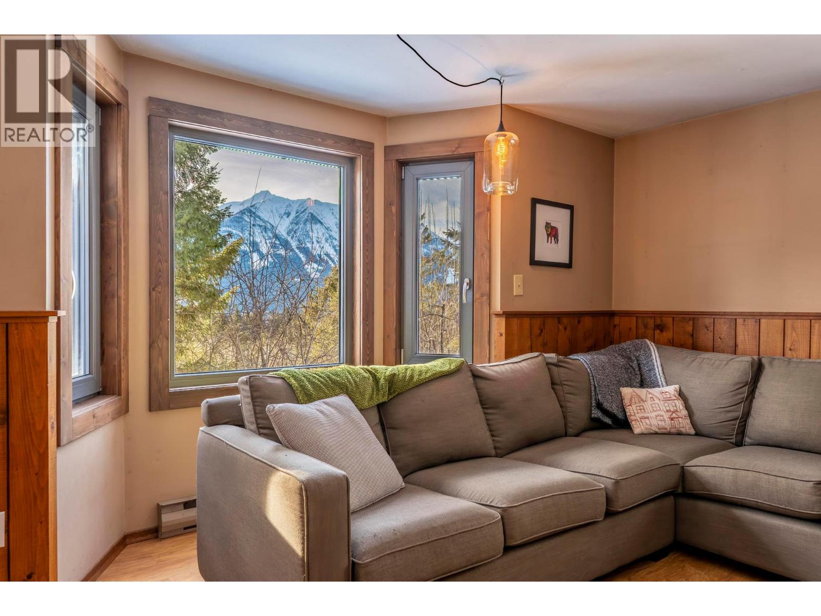 1615 Campbell Road, Golden, British Columbia  V0A 1H7 - Photo 29 - 10372773