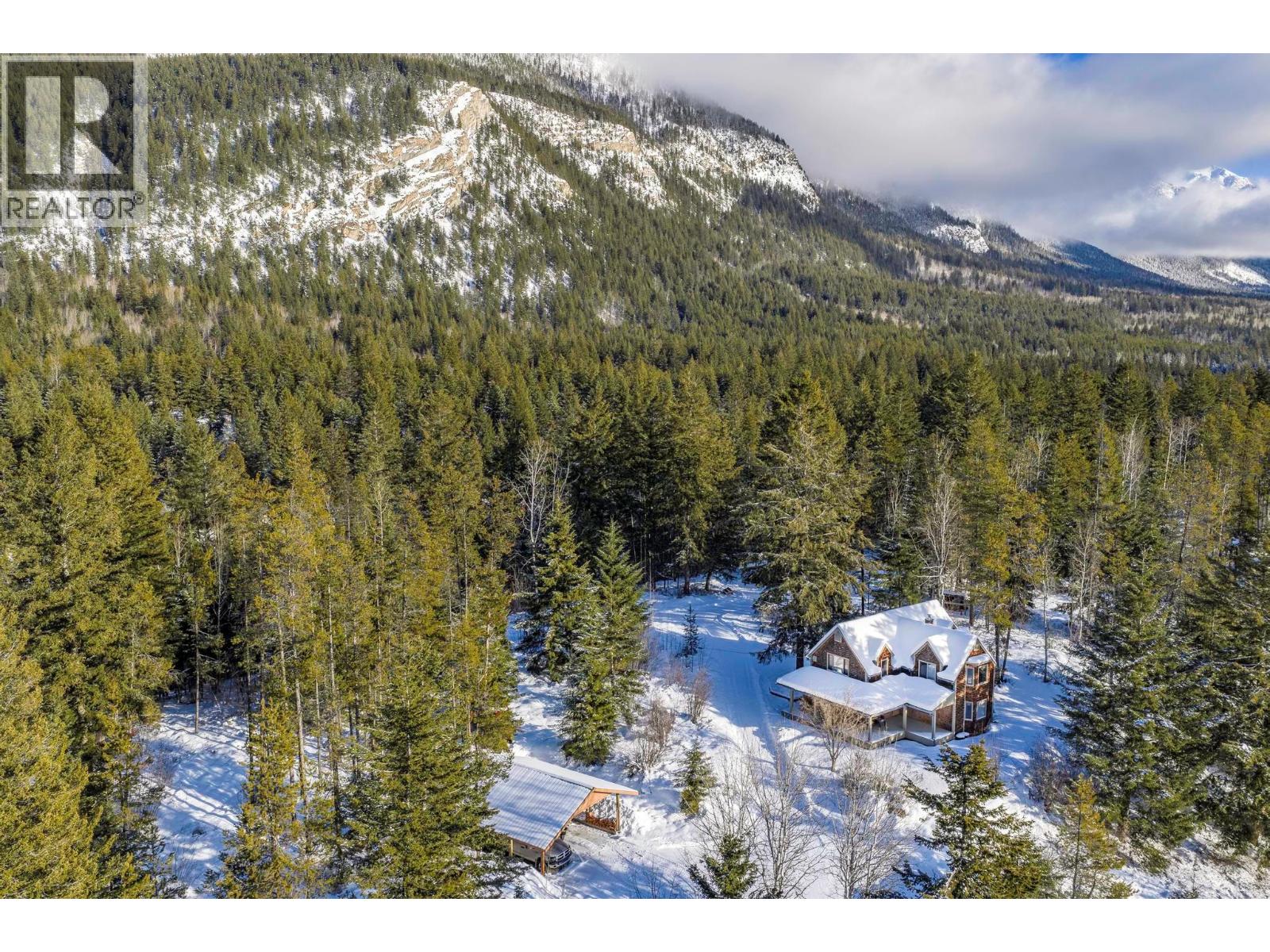 1615 Campbell Road, Golden, British Columbia  V0A 1H7 - Photo 85 - 10372773