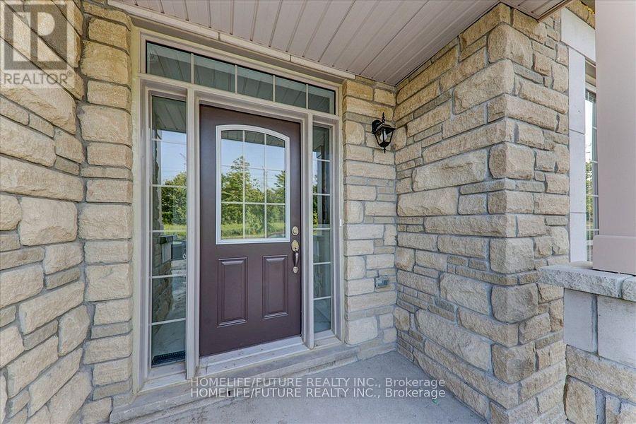 299 Kirkham Drive, Markham, Ontario  L3S 0E9 - Photo 2 - N12707384