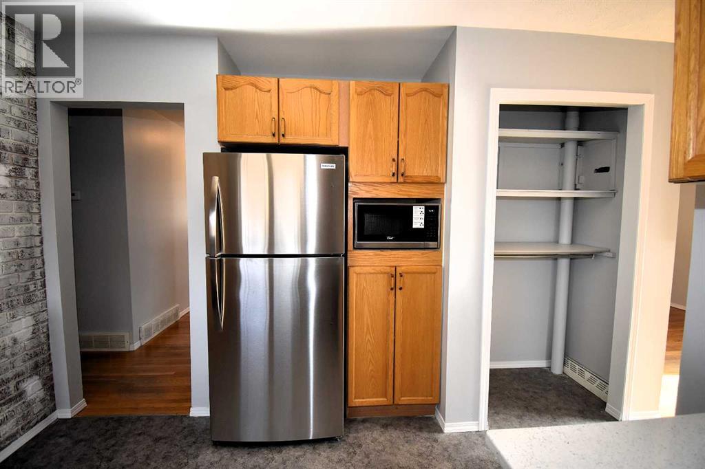 119 Lodgepole Drive, Hinton, Alberta  T7V 1E4 - Photo 10 - A2217227