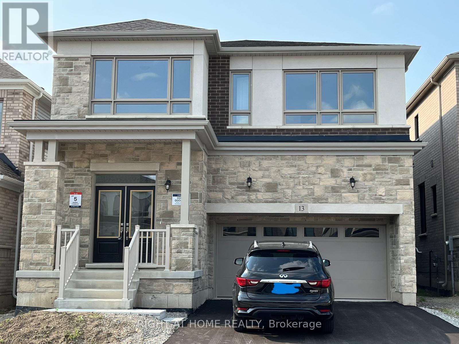 13 GEMINI DRIVE, Barrie, Ontario