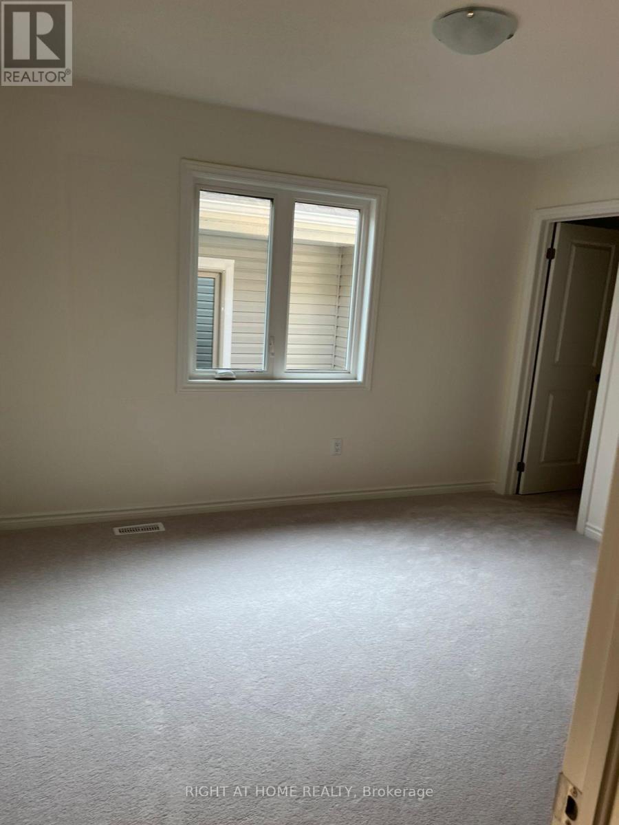 13 Gemini Drive, Barrie, Ontario  L9J 0H6 - Photo 16 - S12707654