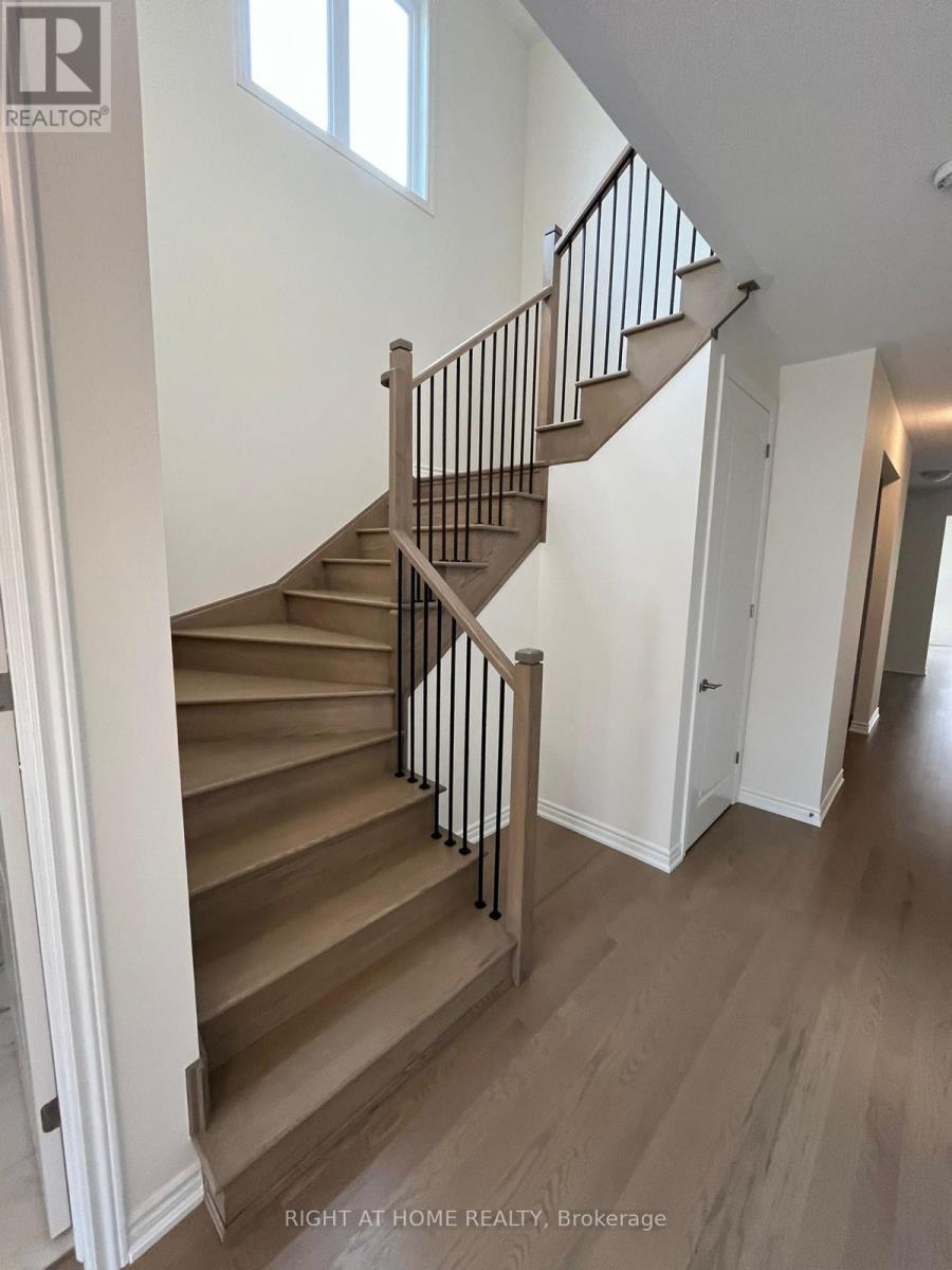 13 Gemini Drive, Barrie, Ontario  L9J 0H6 - Photo 5 - S12707654