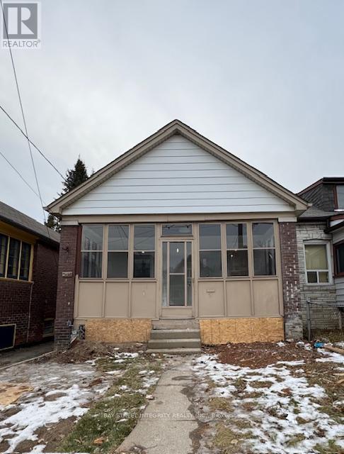 244 King Edward Avenue, Toronto, Ontario  M4C 5K1 - Photo 19 - E12651300