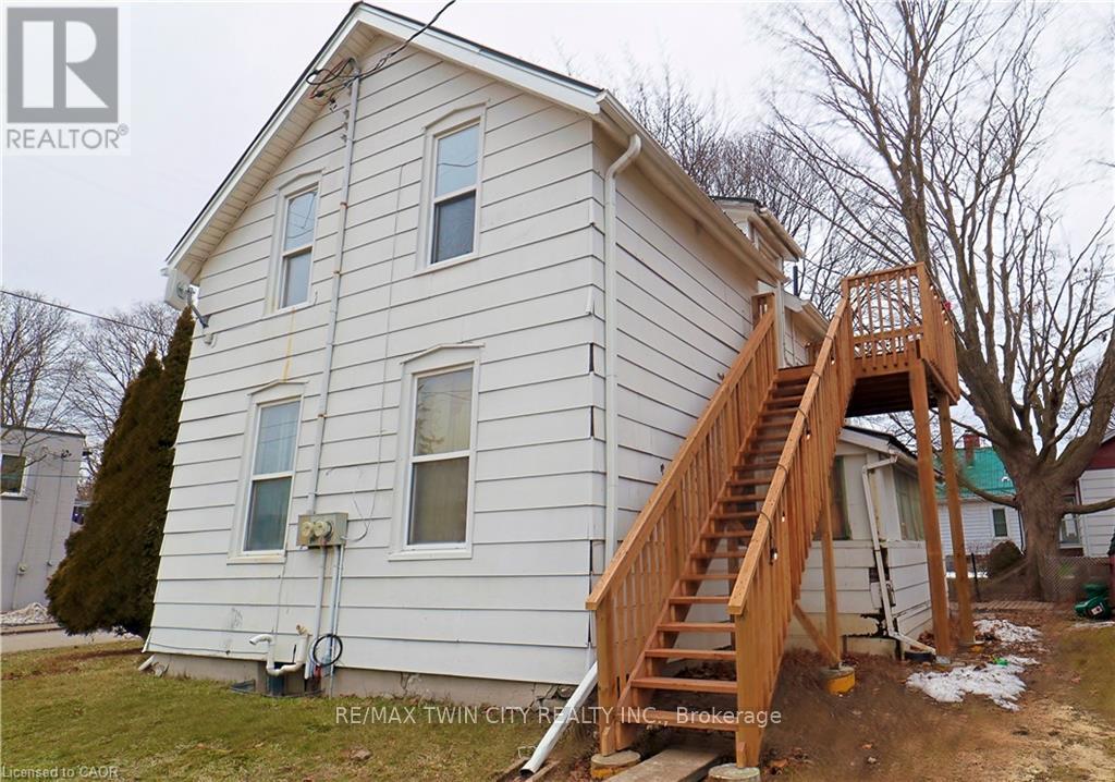 75 Chapel Street, Woodstock, Ontario  N4S 3R5 - Photo 2 - X12707656