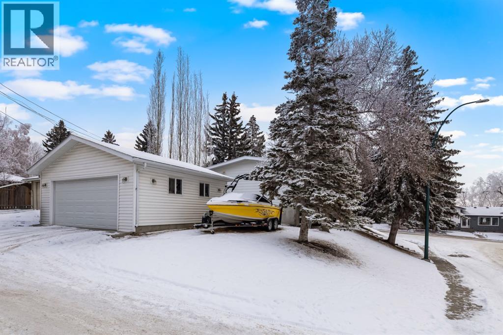 5804 Dalkeith Hill Nw, Calgary, Alberta  T3A 1G4 - Photo 34 - A2277859