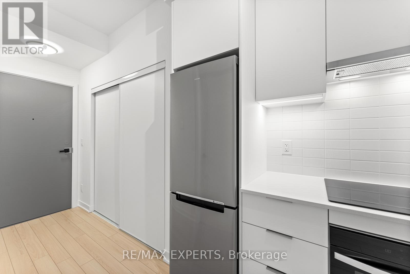 1002 - 3071 Trafalgar Road, Oakville, Ontario  L6H 8C6 - Photo 10 - W12705768