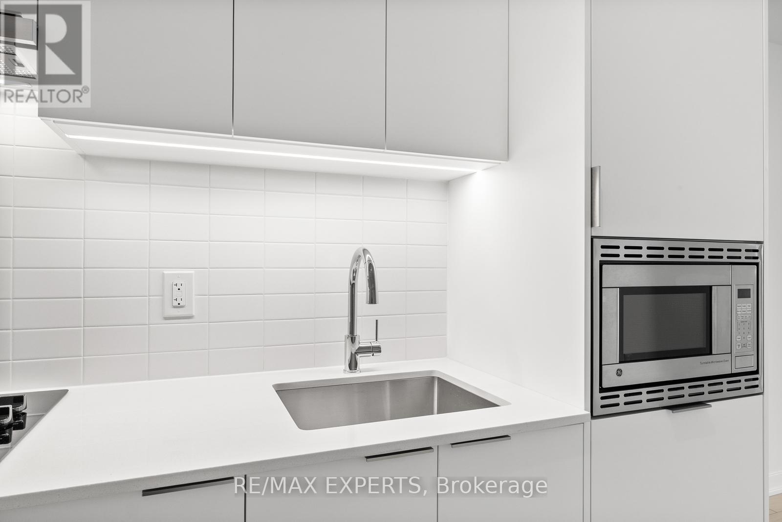 1002 - 3071 Trafalgar Road, Oakville, Ontario  L6H 8C6 - Photo 12 - W12705768