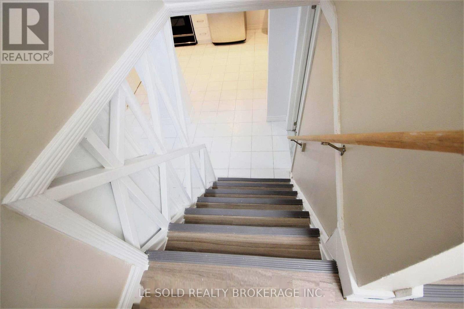 Bsmt - 112 Leland Street, Hamilton, Ontario  L8S 3A2 - Photo 3 - X12707666