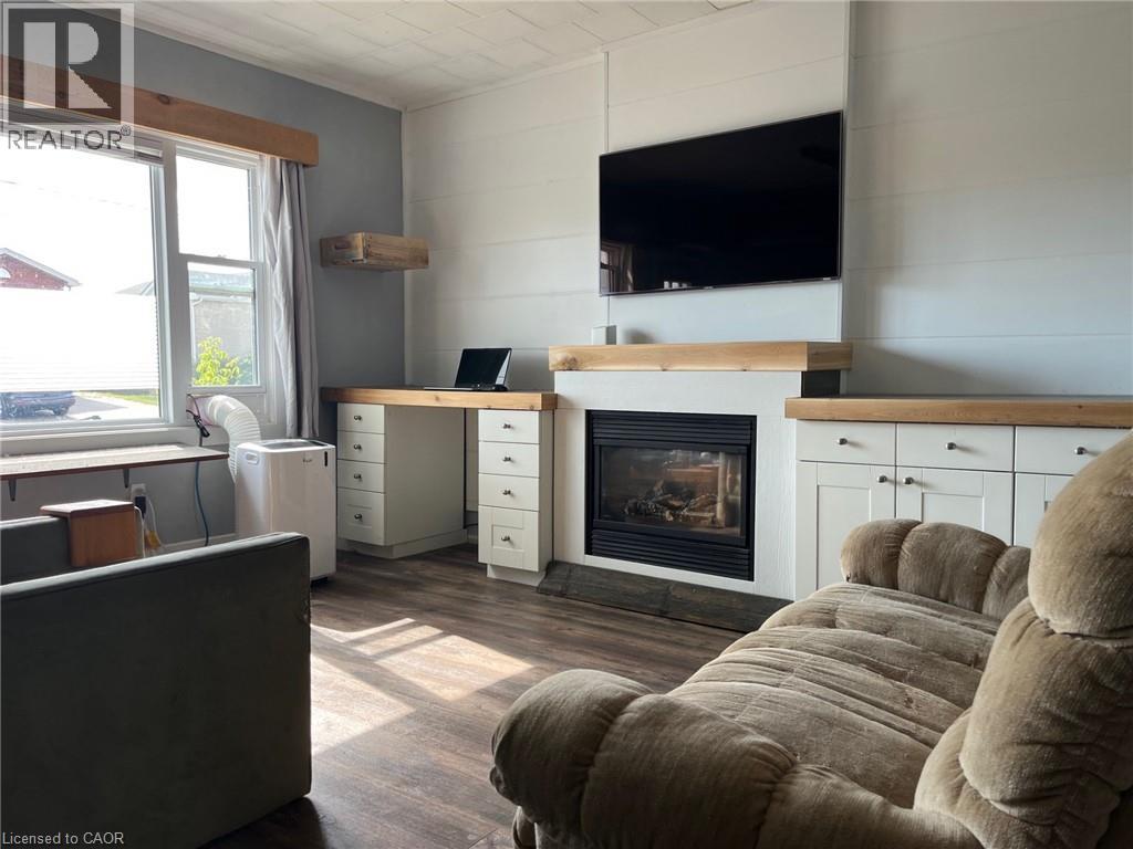 18 Quarry Street, Haldimand, Ontario  N0A 1H0 - Photo 3 - 40790408