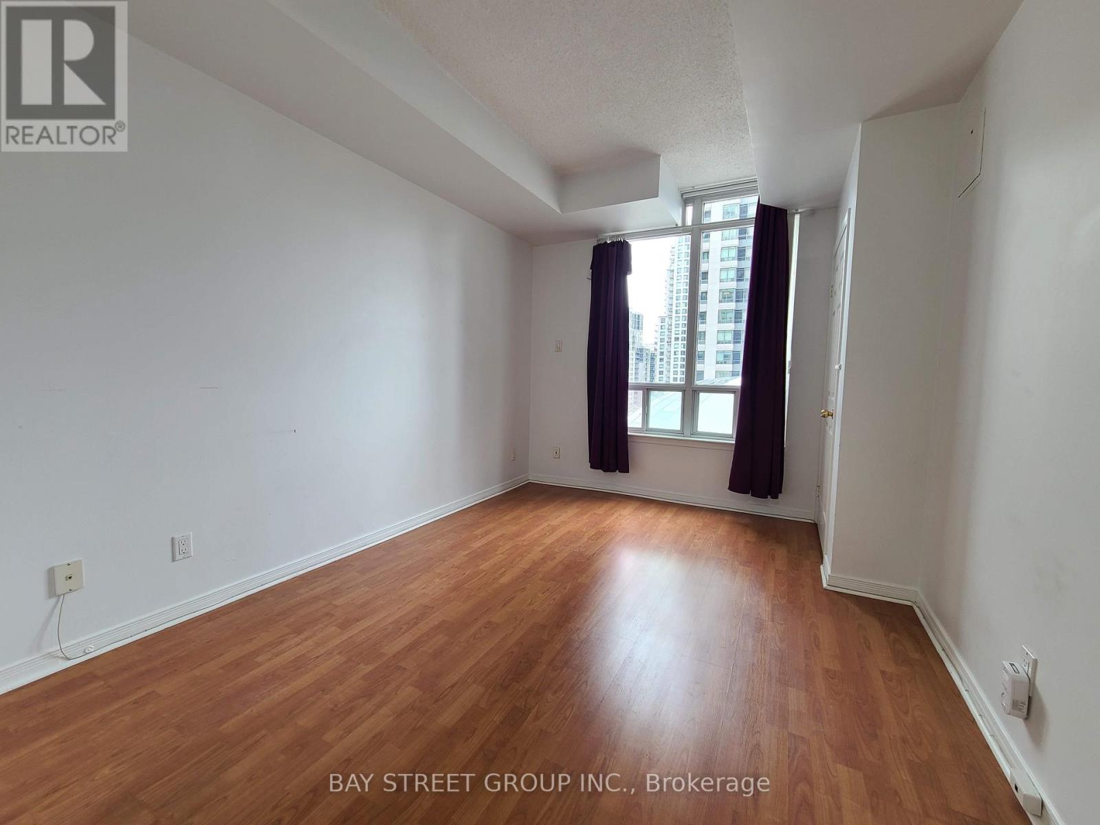 509 - 33 Empress Avenue, Toronto, Ontario  M2N 6Y7 - Photo 6 - C12707674