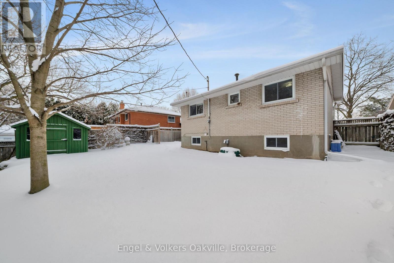 1250 Tavistock Drive, Burlington, Ontario  L7P 2N5 - Photo 33 - W12707724