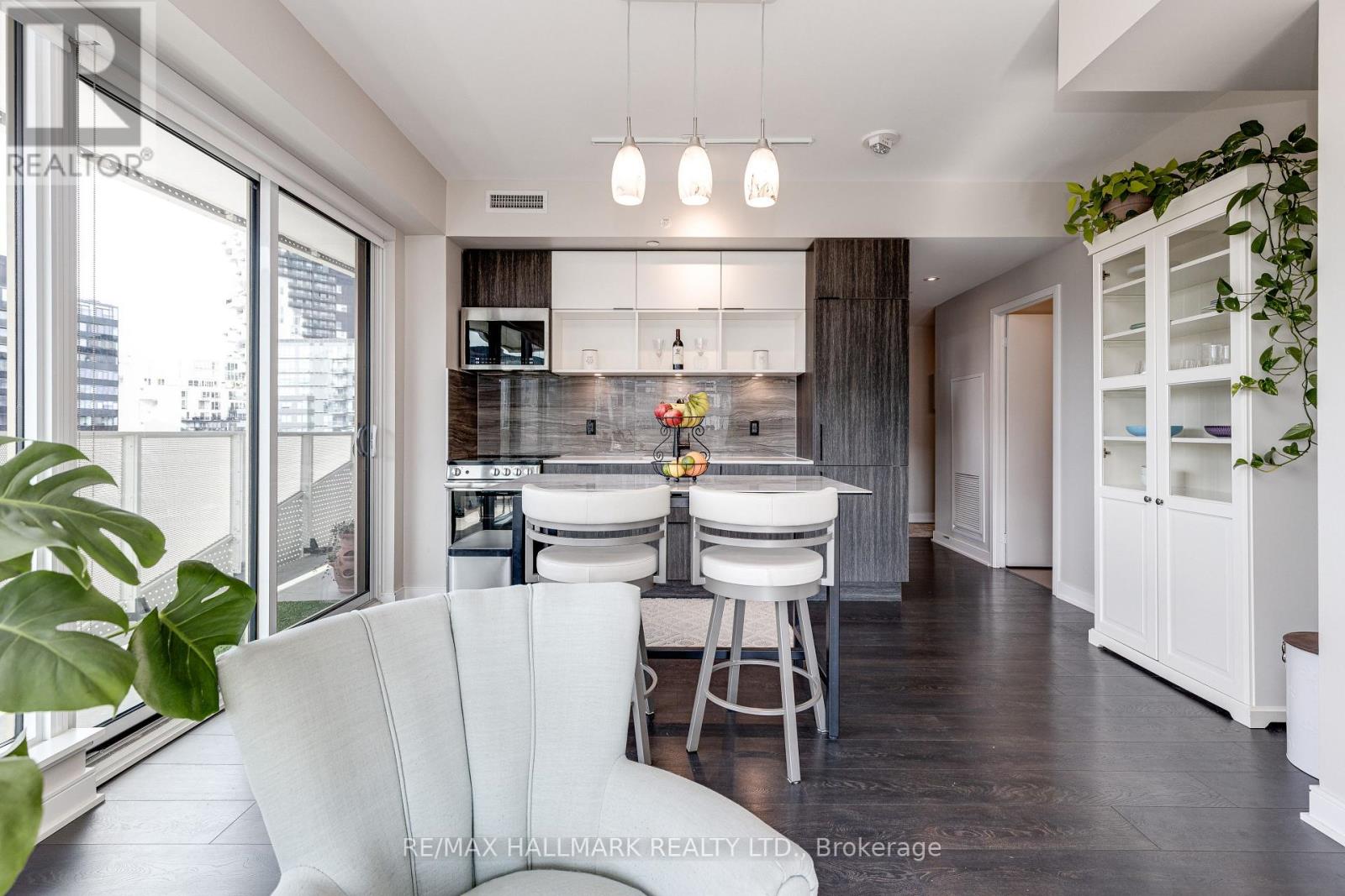 713 - 60 Tannery Road, Toronto, Ontario  M5A 0S8 - Photo 3 - C12707676