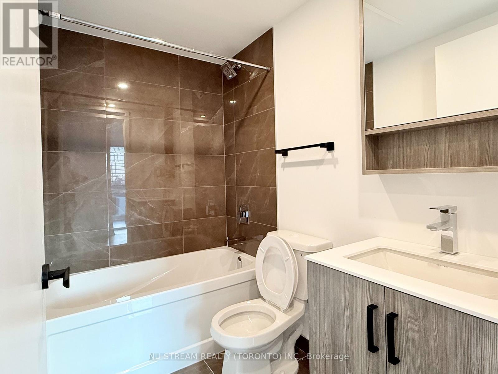 2210 - 88 Queen Street E, Toronto, Ontario  M5C 0B6 - Photo 12 - C12707680