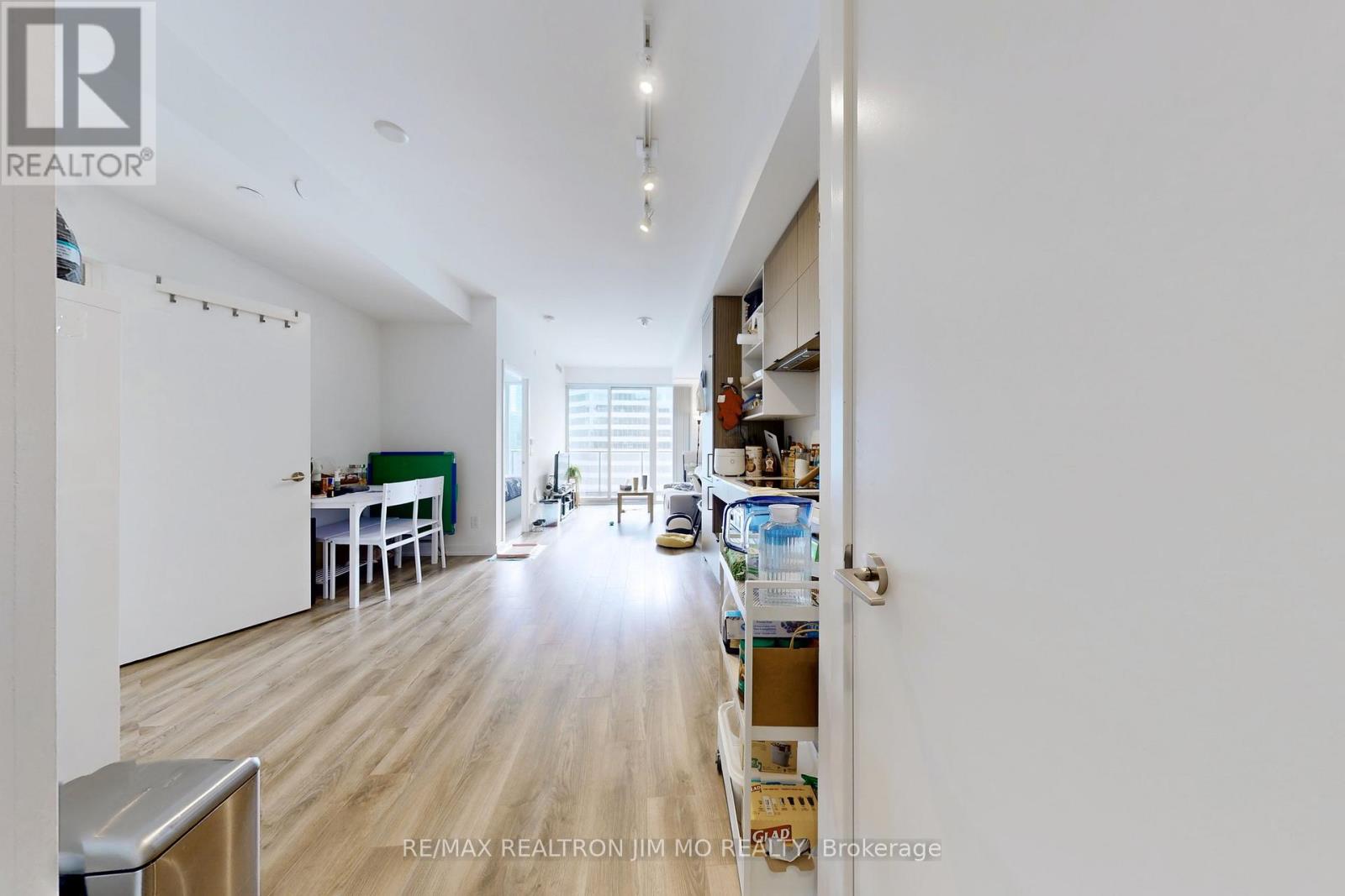 2305 - 20 Edward Street, Toronto, Ontario  M5G 0C5 - Photo 11 - C12707696