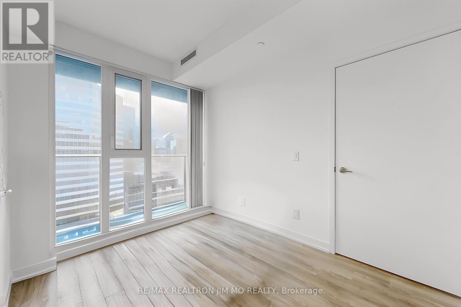 2305 - 20 Edward Street, Toronto, Ontario  M5G 0C5 - Photo 13 - C12707696