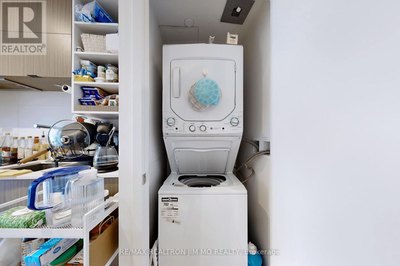 2305 - 20 Edward Street, Toronto, Ontario  M5G 0C5 - Photo 17 - C12707696