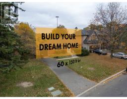 134 UPPER CANADA DRIVE, Toronto, Ontario