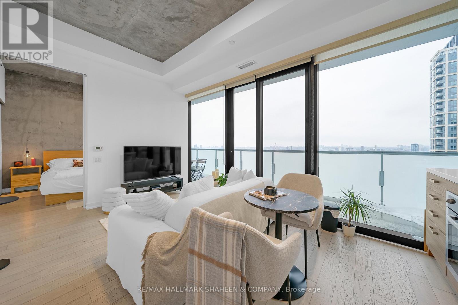 3204 - 11 Charlotte Street, Toronto, Ontario  M5V 0M6 - Photo 6 - C12707708