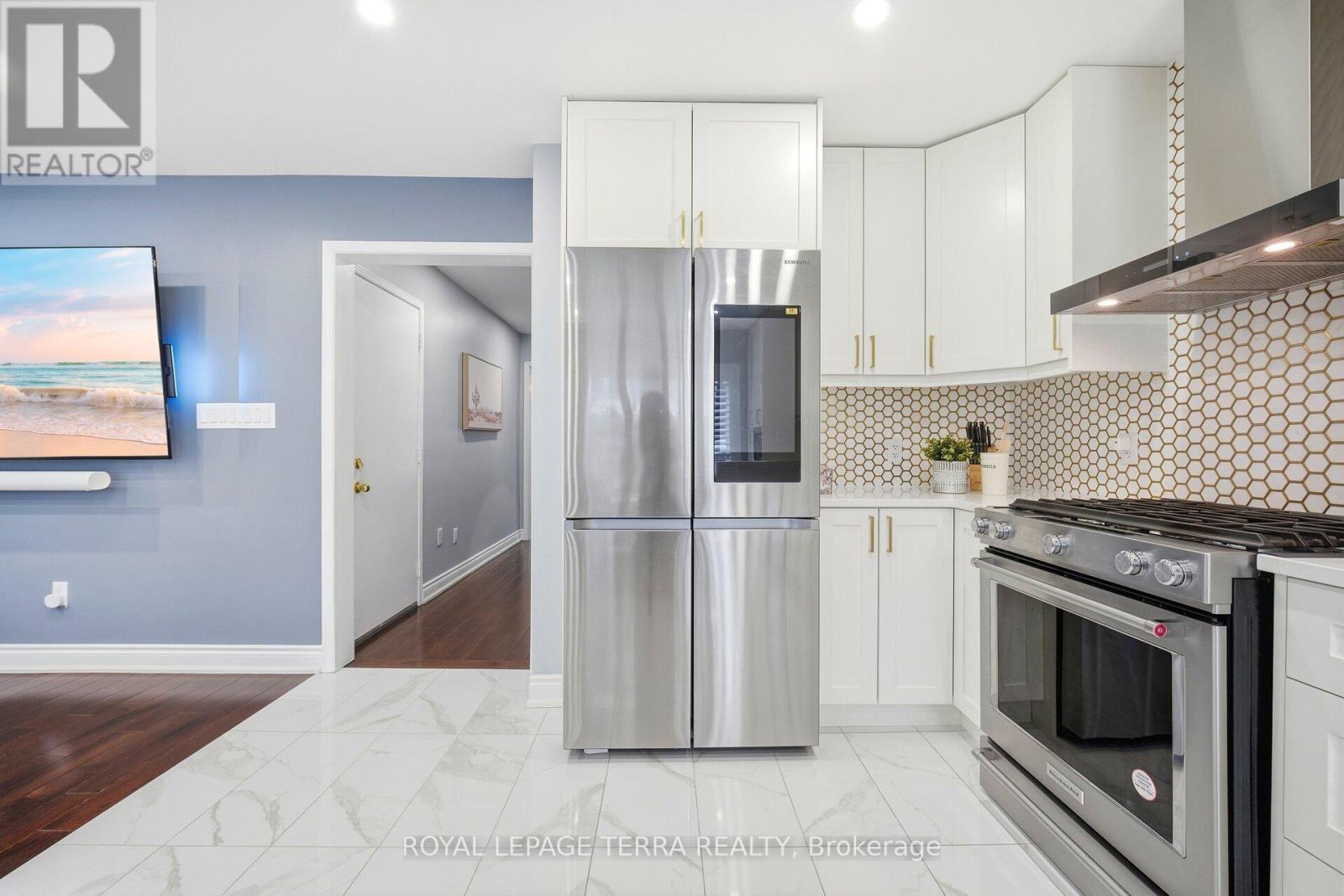 20 Boyd Crescent, Ajax, Ontario  L1Z 1Y3 - Photo 15 - E12707700