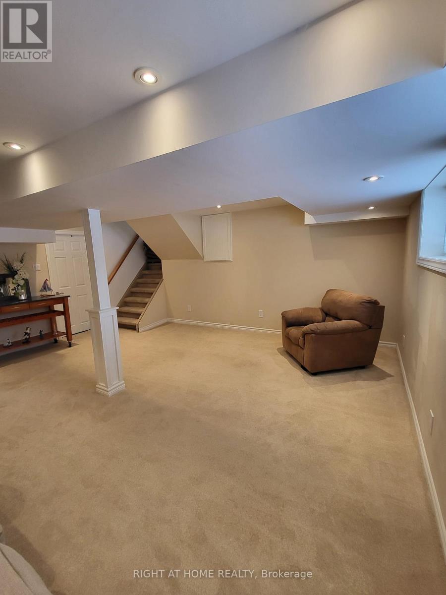 832 Boronia Crescent, Newmarket, Ontario  L3Y 5J9 - Photo 30 - N12707692