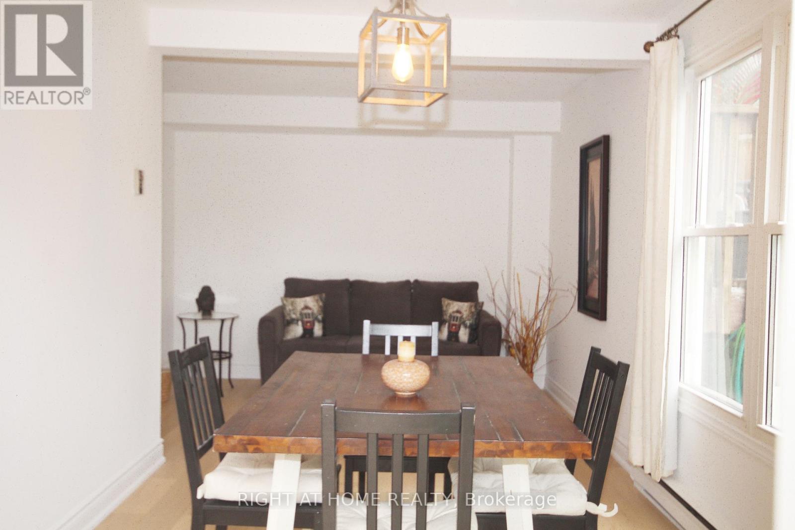 832 Boronia Crescent, Newmarket, Ontario  L3Y 5J9 - Photo 9 - N12707692